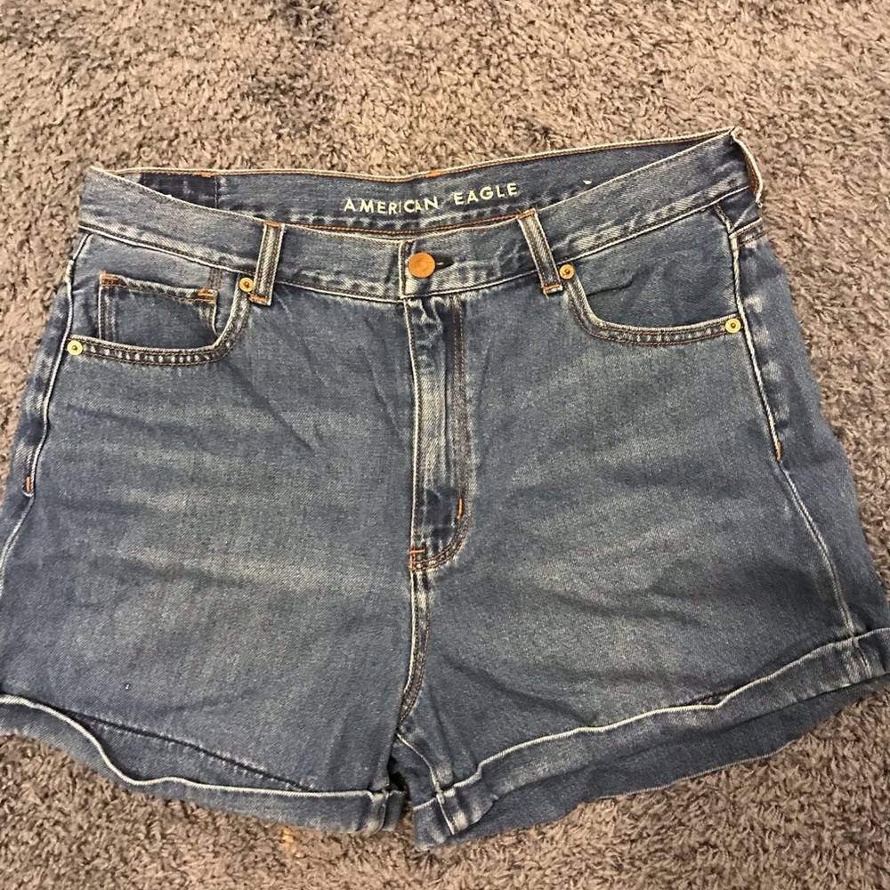 American Eagle mom jean shorts